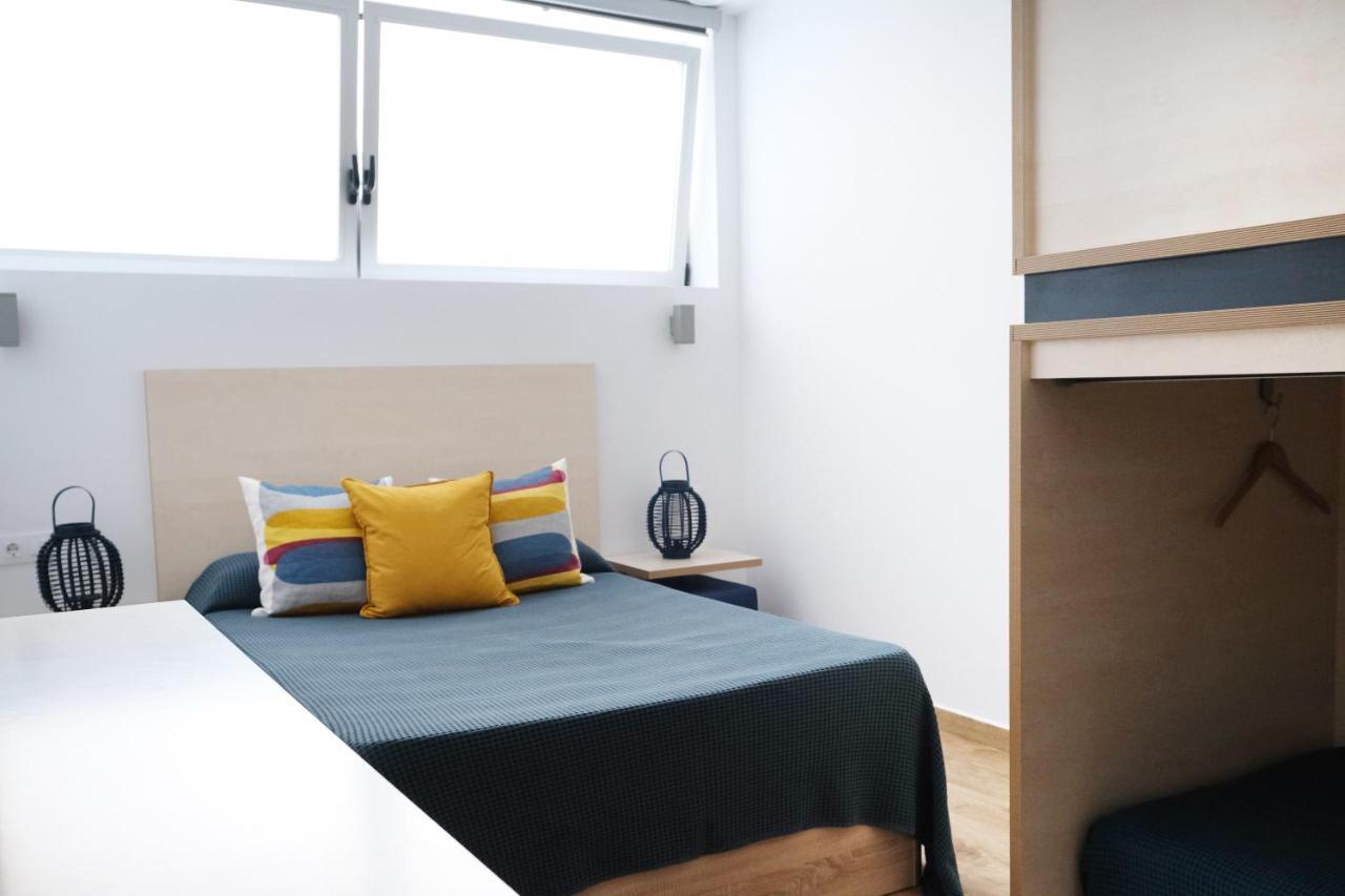 Take Surf Hostel Conil Conil De La Frontera Εξωτερικό φωτογραφία