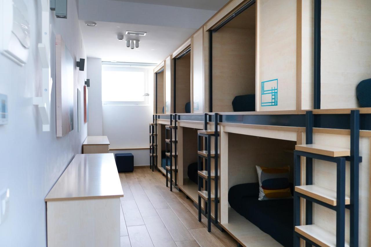 Take Surf Hostel Conil Conil De La Frontera Εξωτερικό φωτογραφία