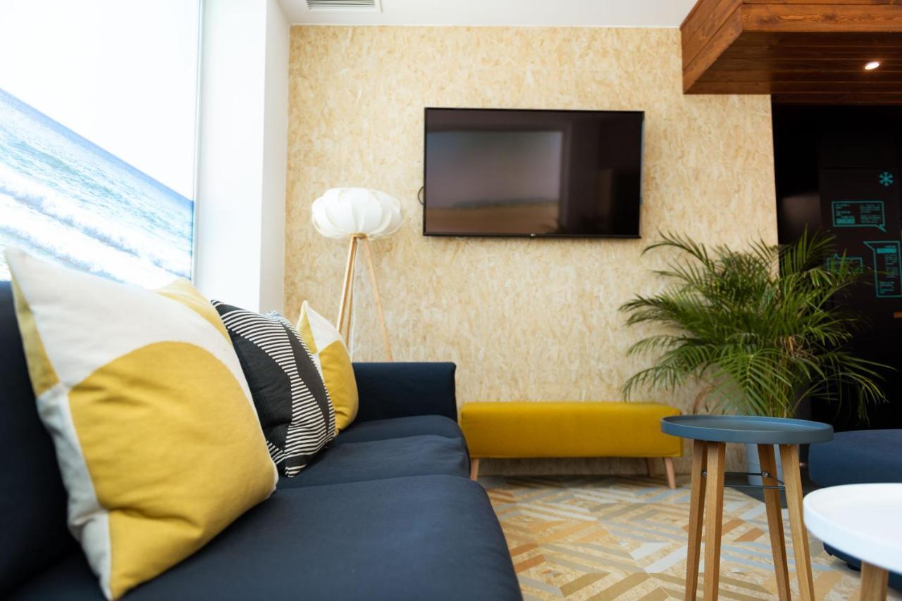 Take Surf Hostel Conil Conil De La Frontera Εξωτερικό φωτογραφία